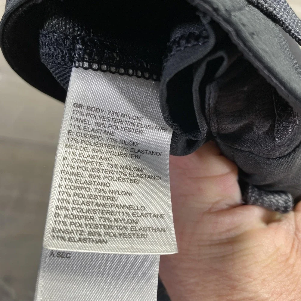 The North‎ Face Shorts Mens 28 Black Hybrid Boardshorts Drawstring Zip Pocket